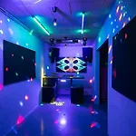 Villa Le Retro Club 1980 *