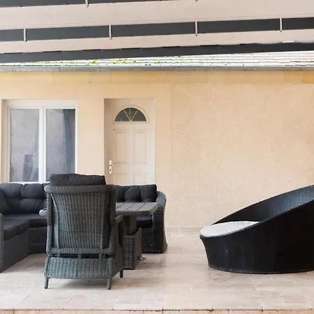 Le Retro Club 1980 Villa *